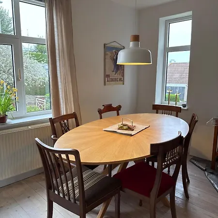 Feriehus Garden By The Sea *