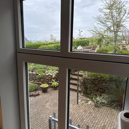 Feriehus Garden By The Sea *